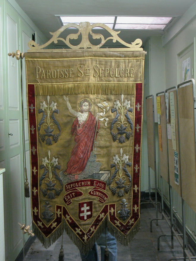 Bannière de procession du Saint-Sépulcre